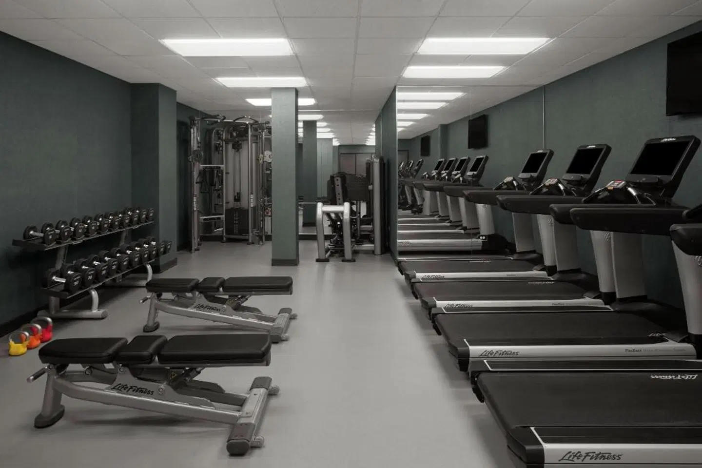 Renaissance Chicago North Shore Hotel SPORTS_AND_LEISURE