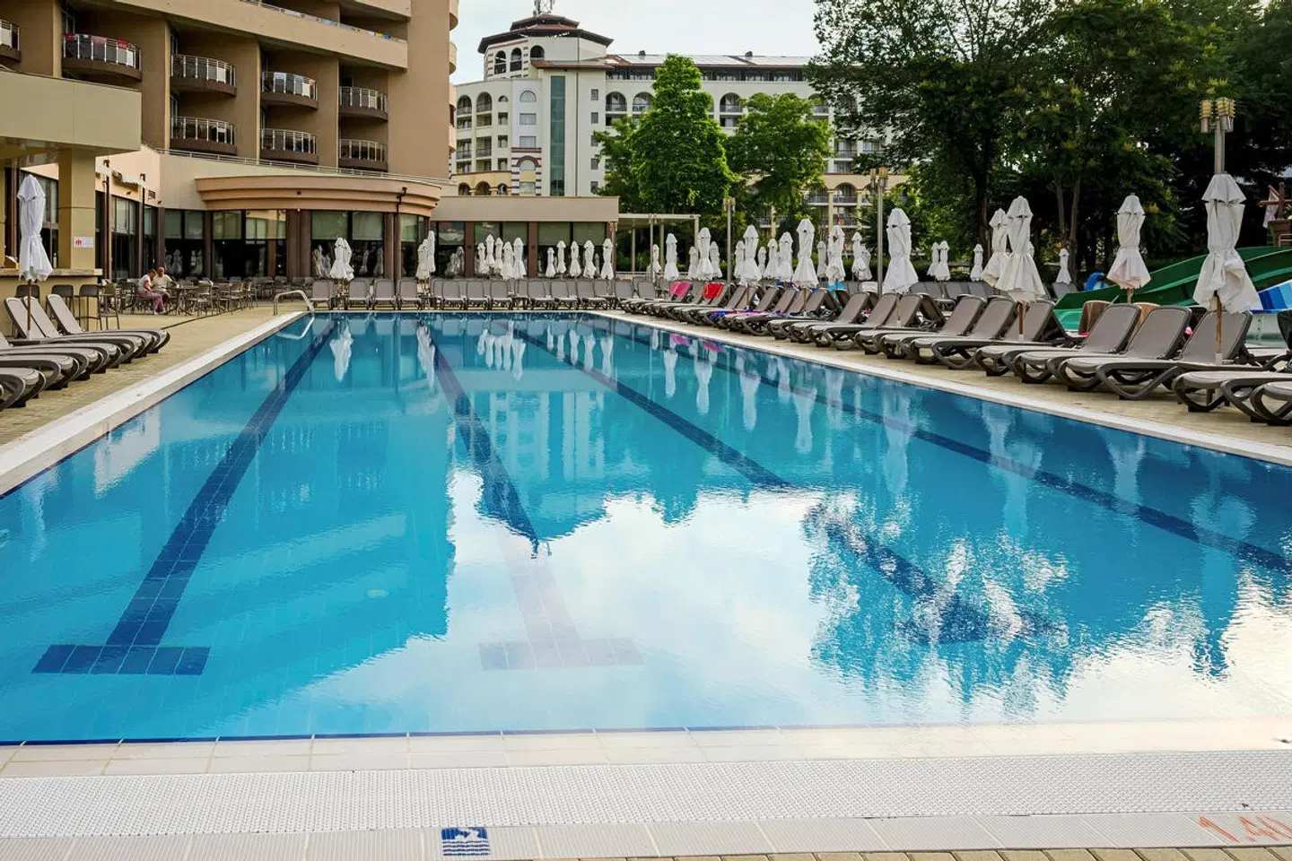 Laguna Park Hotel & Aqua Club OUTDOOR_POOL