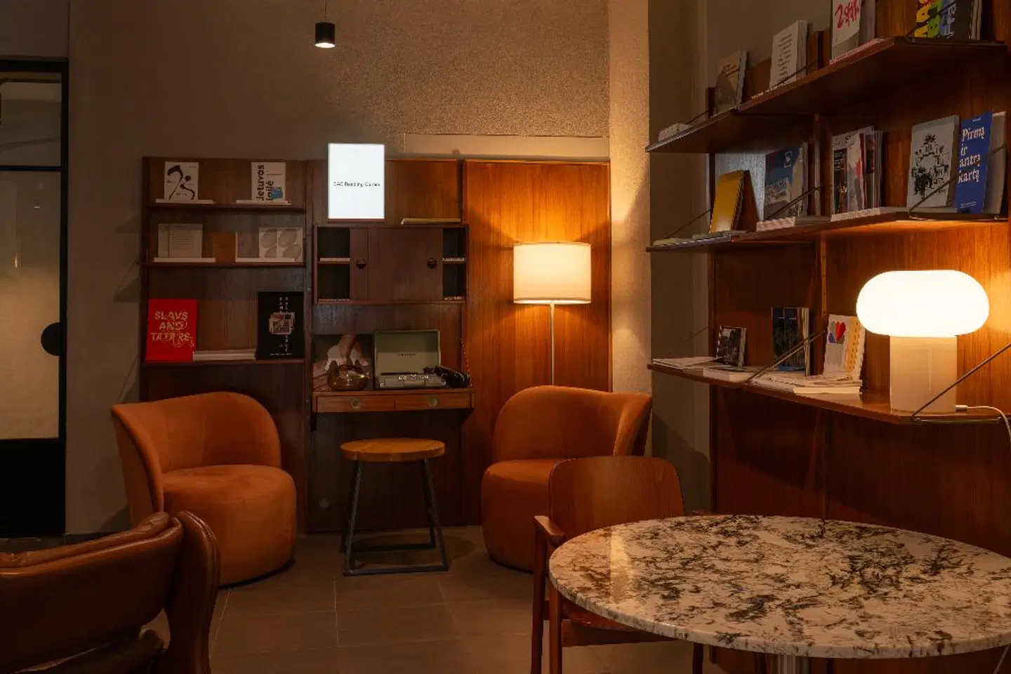Corner LOUNGE_LOBBY