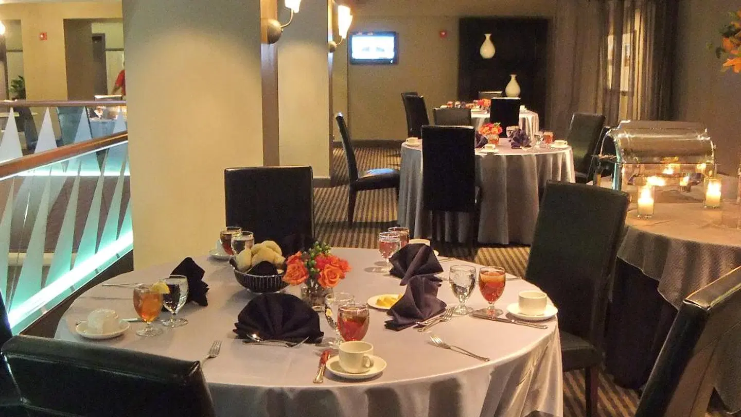 Magnolia Hotel Dallas Restaurant