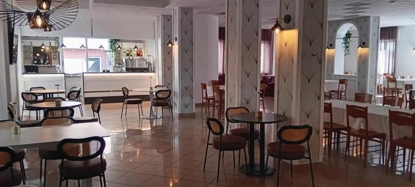 Hotel Colonne Bar