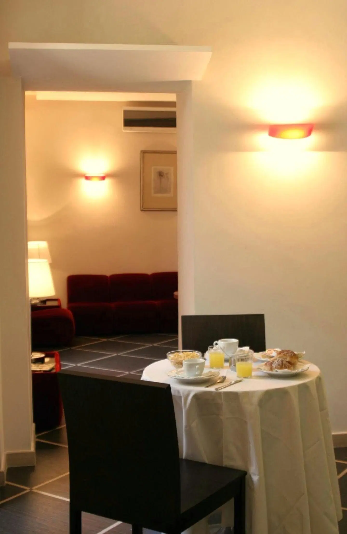 Garda ROOM_EXAMPLE