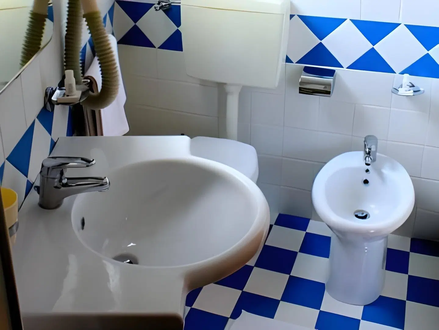 Hotel Delfino Badezimmer