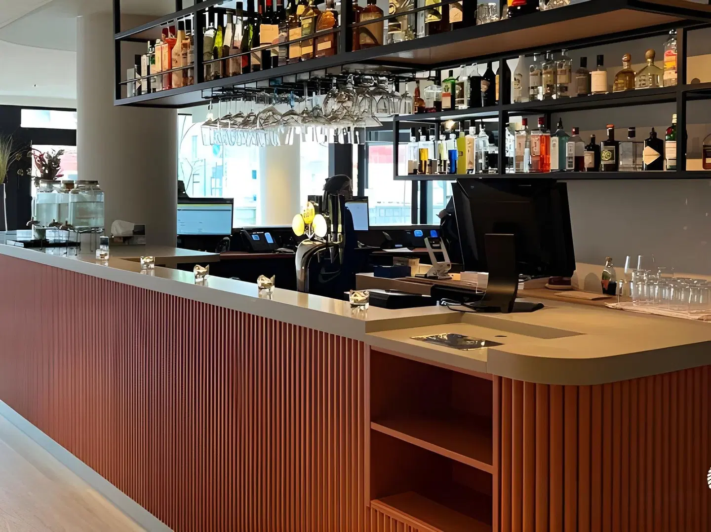 CenterHotel Plaza Bar