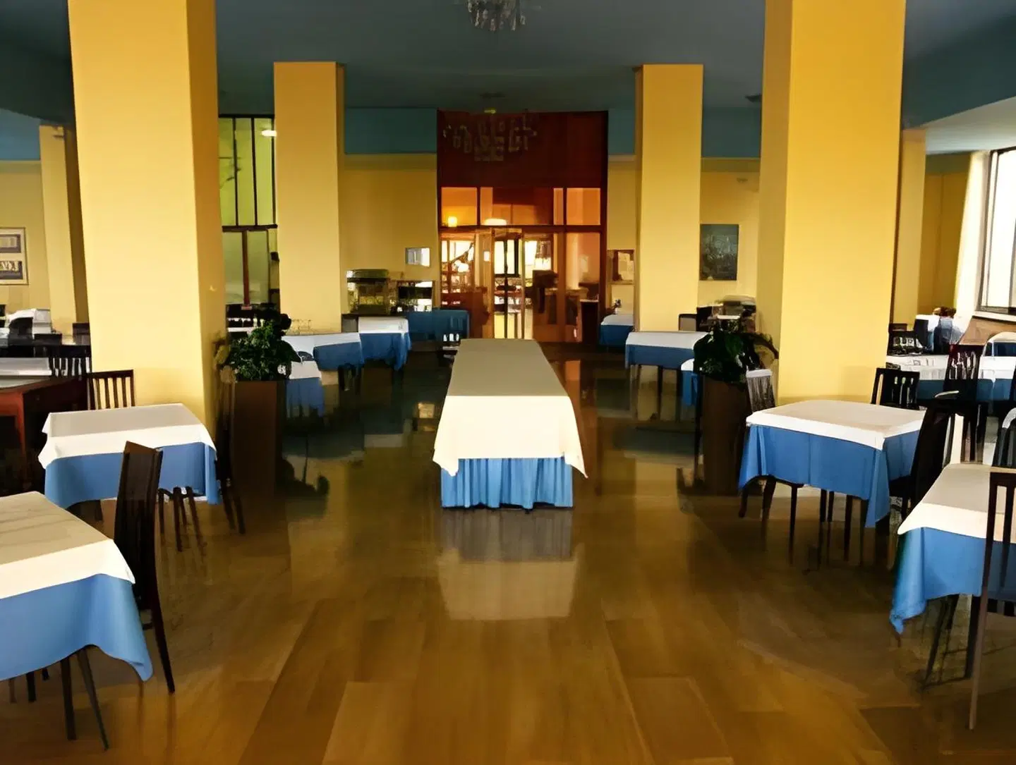 Fenix Restaurant