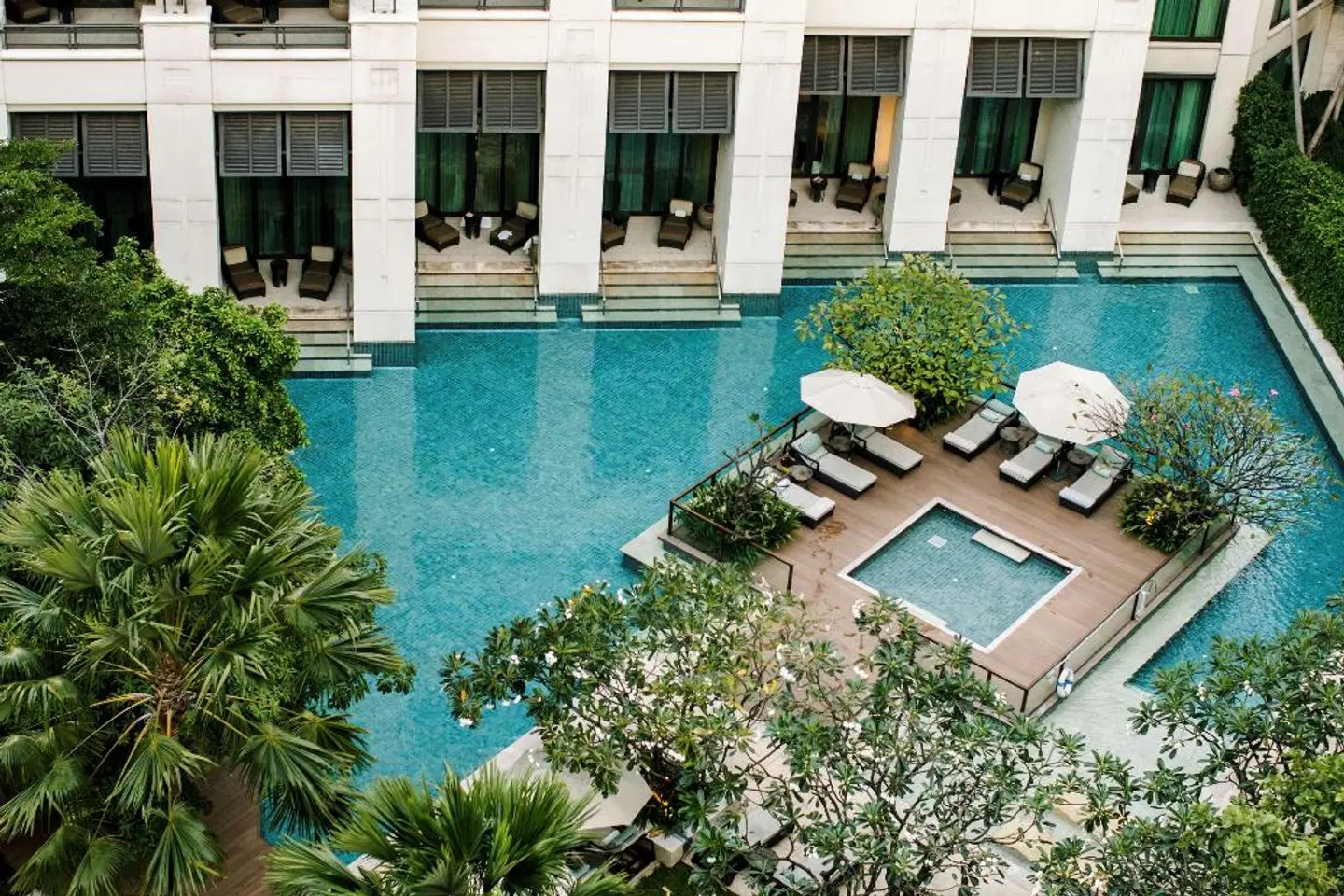Siam Kempinski Hotel Bangkok OUTDOOR_POOL