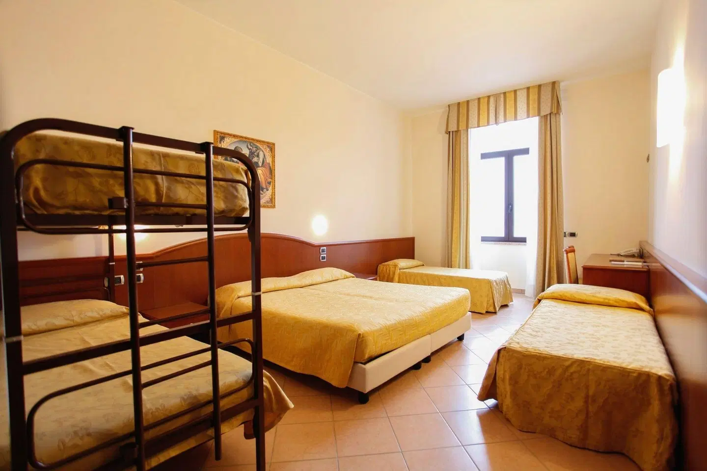 Garda Family House ROOM_EXAMPLE