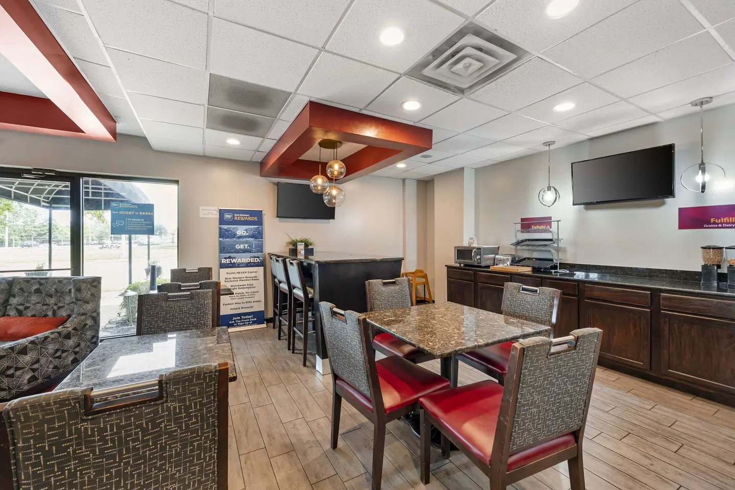 Best Western Plus Gen X Inn LOUNGE_LOBBY
