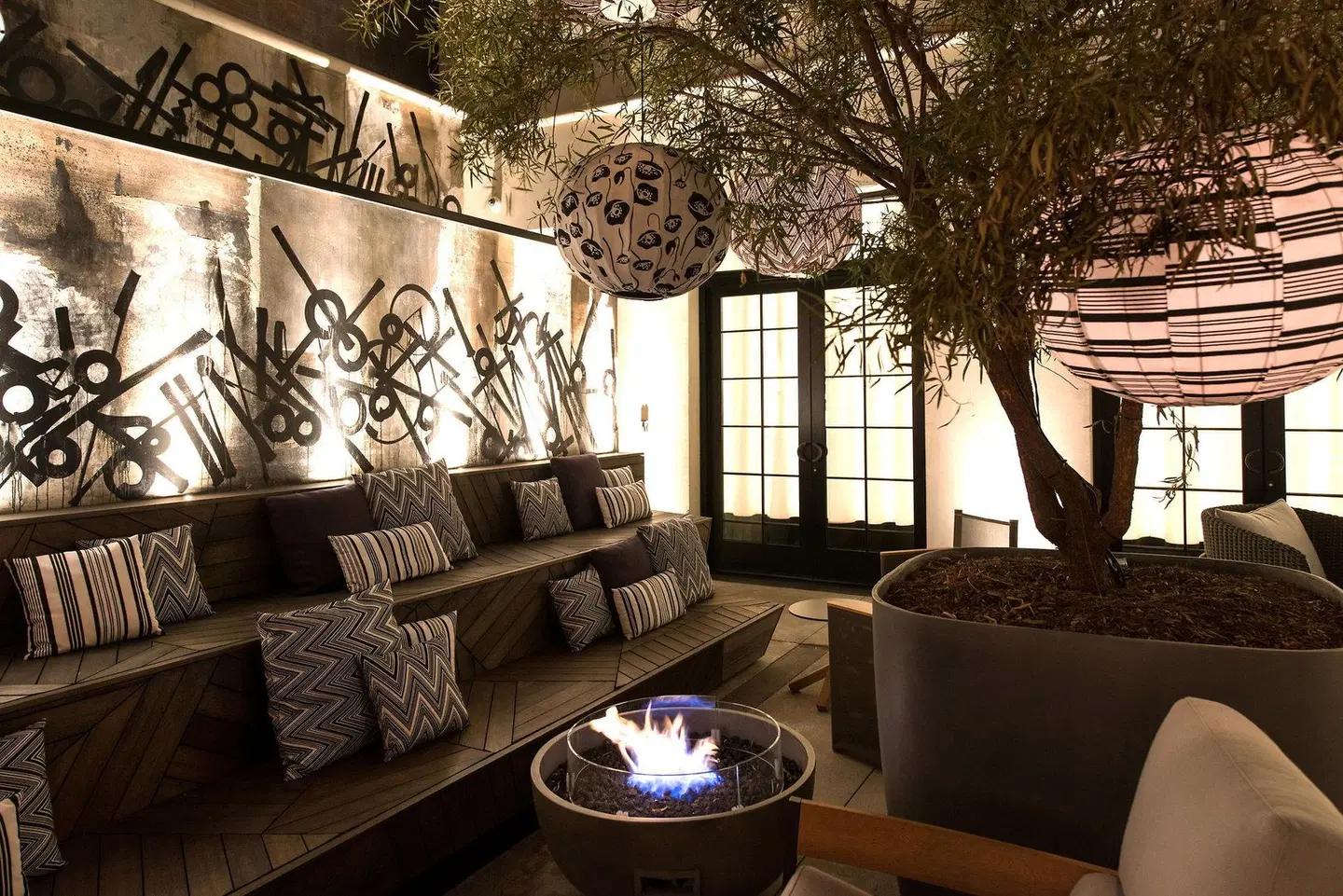 Kimpton La Peer Hotel by IHG Terrasse