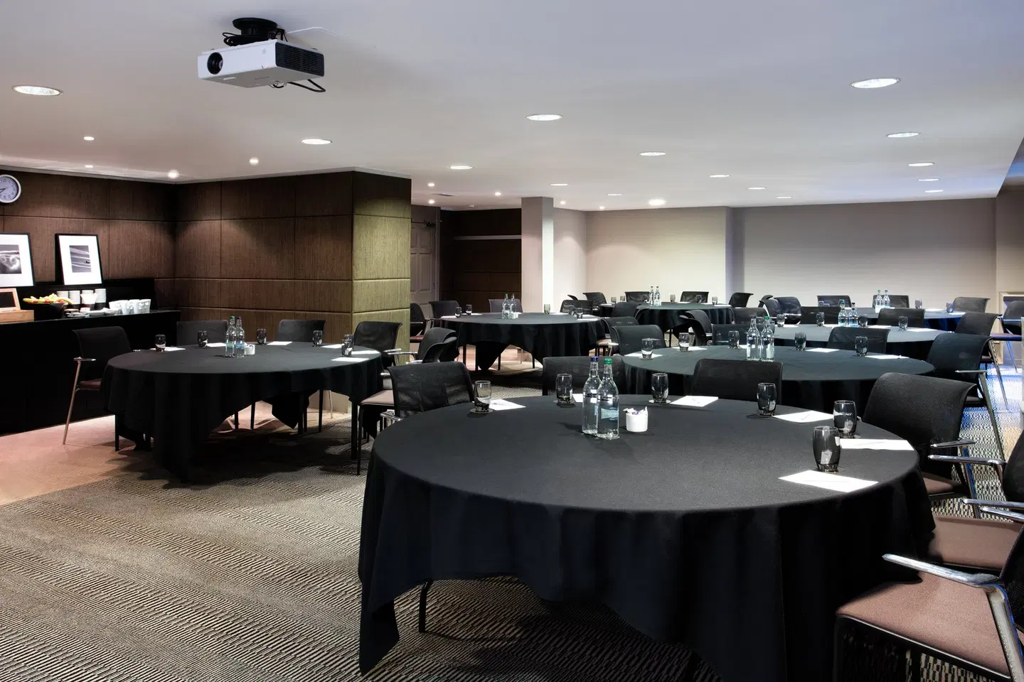Crowne Plaza London Heathrow by IHG Konferenz