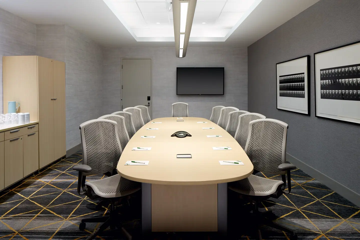Holiday Inn Express & Suites Montreal Airport by IHG Konferenz