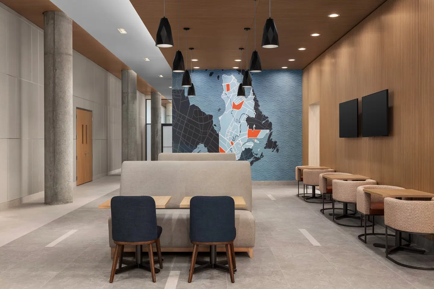 Holiday Inn Express Aeroport Montreal - St-Laurent by IHG LOUNGE_LOBBY
