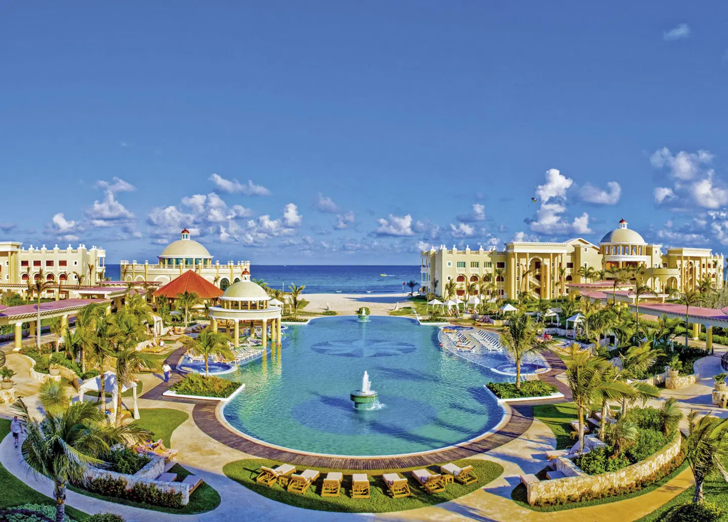 JOIA Paraíso by Iberostar OUTDOOR_POOL