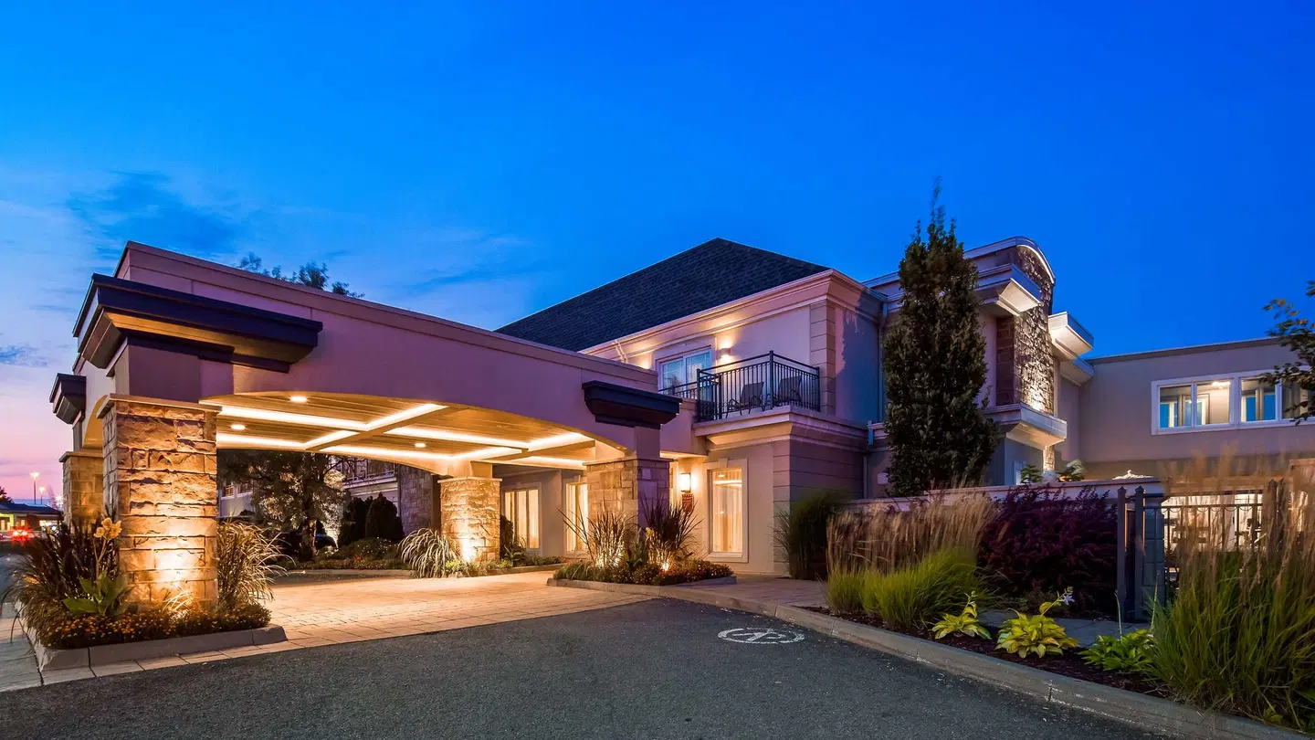 Best Western Premier Hotel L'Aristocrate EXTERIOR