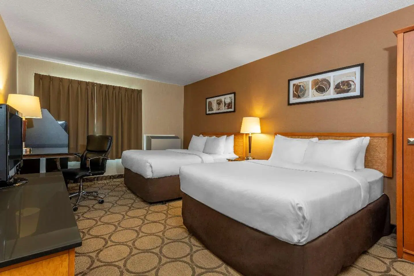 Comfort Inn Thetford Mines ROOM_EXAMPLE