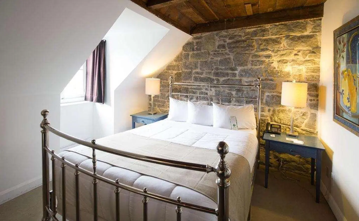 Champlain ROOM_EXAMPLE