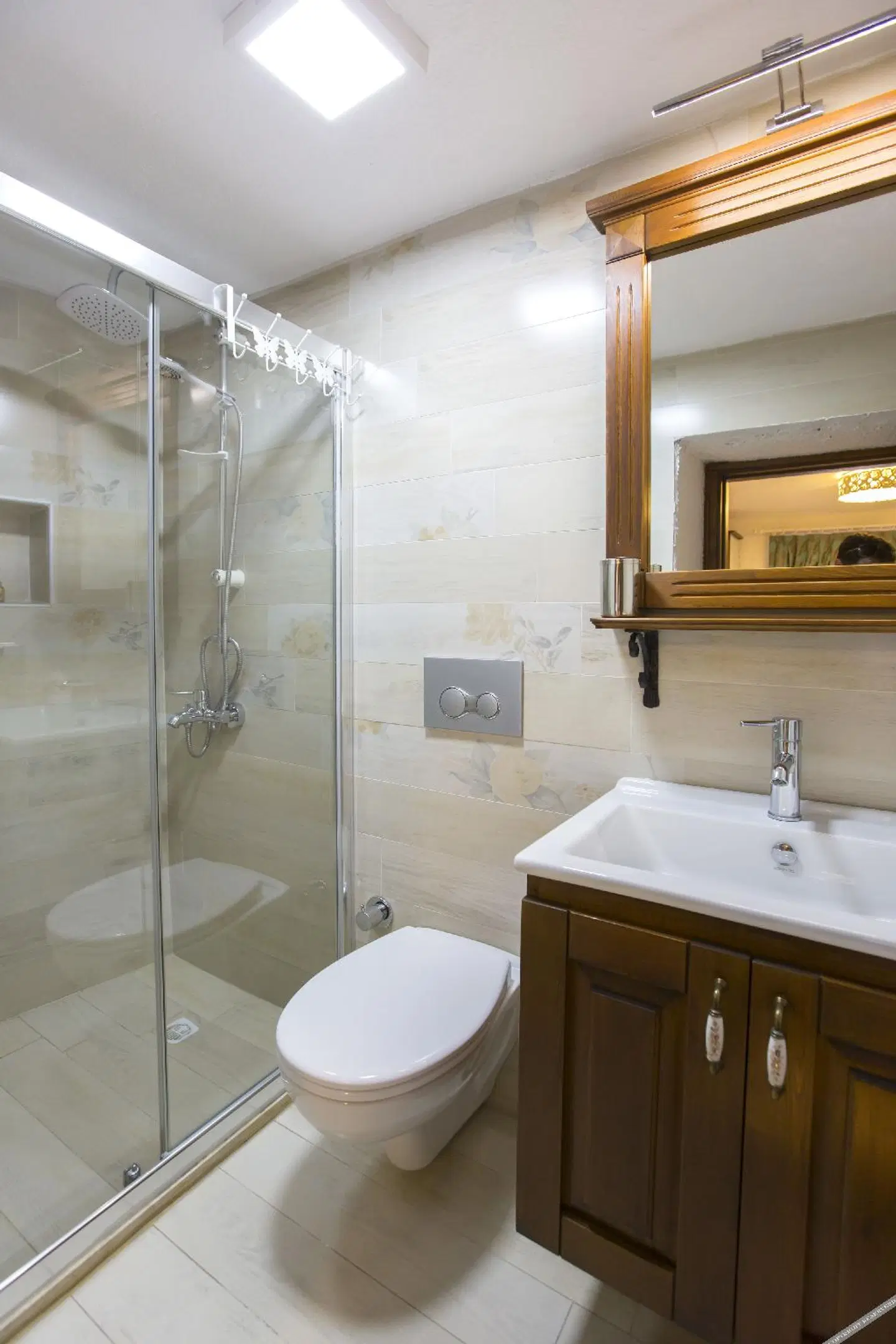 Teos Lodge Badezimmer