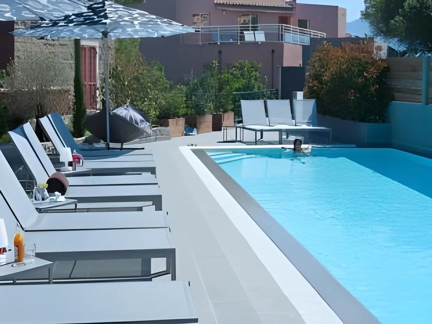 Le Golfe OUTDOOR_POOL
