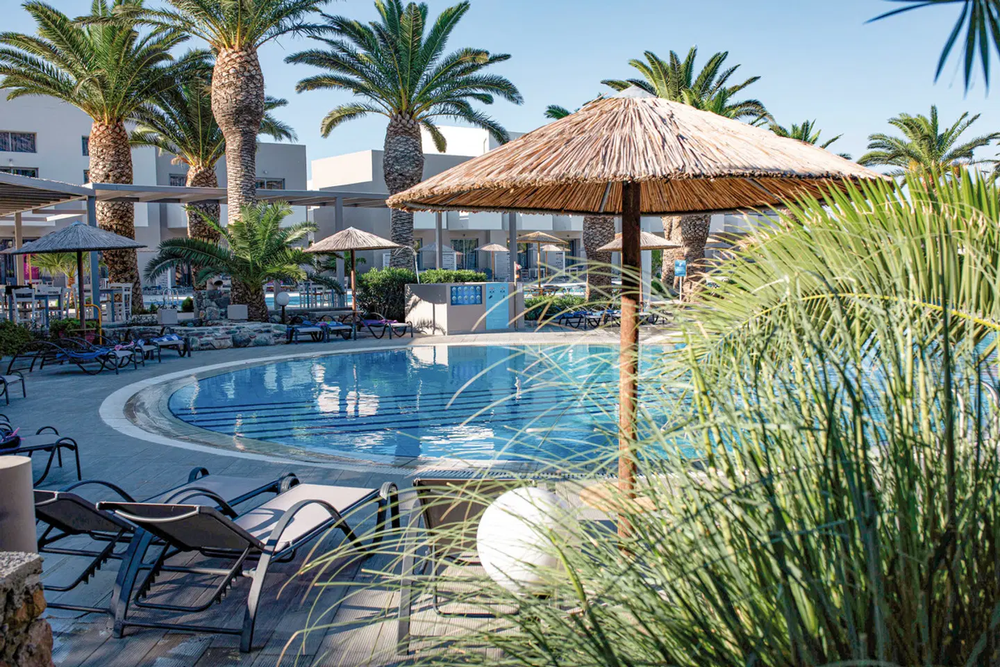 Akti Beach Club OUTDOOR_POOL