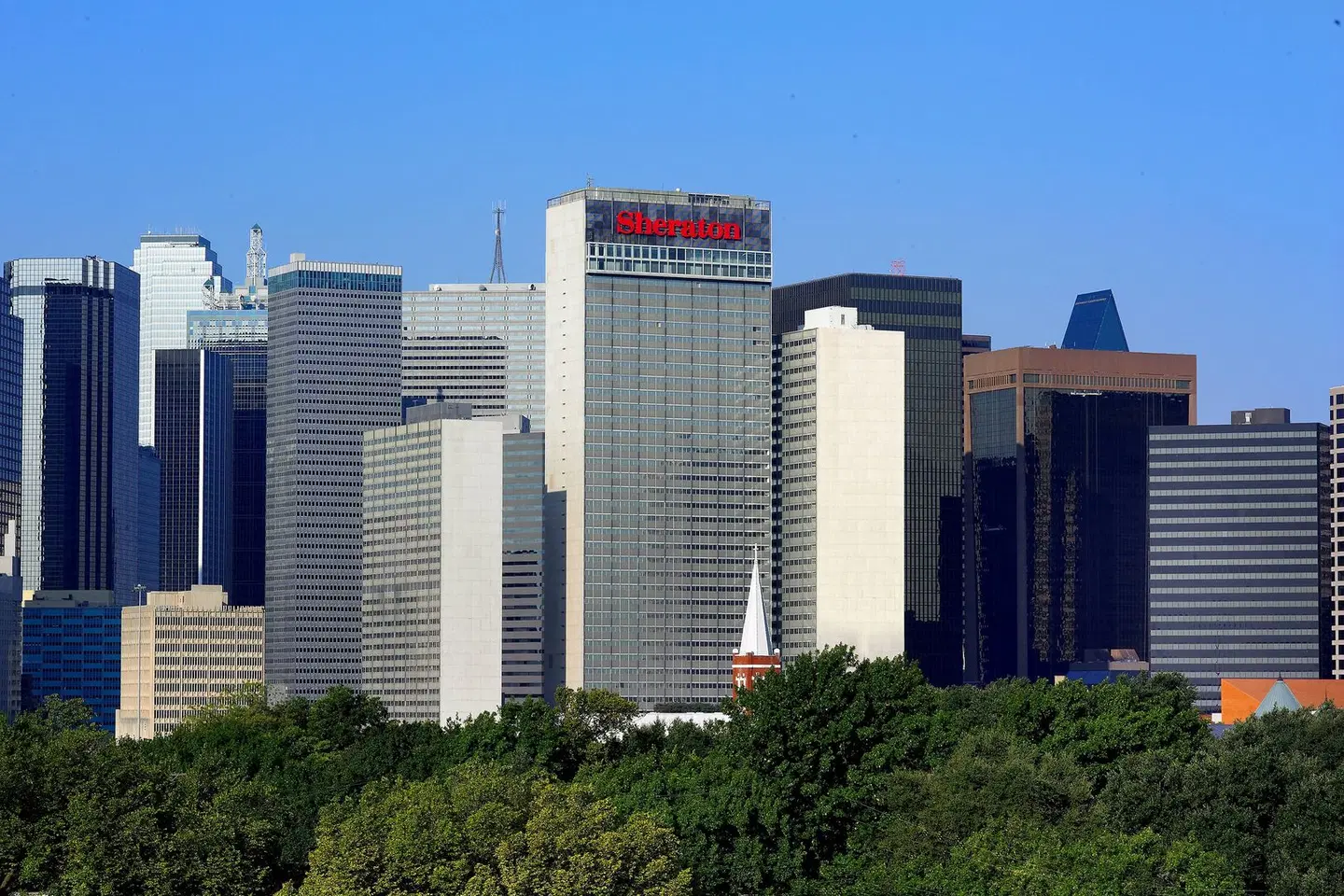 Sheraton Dallas EXTERIOR