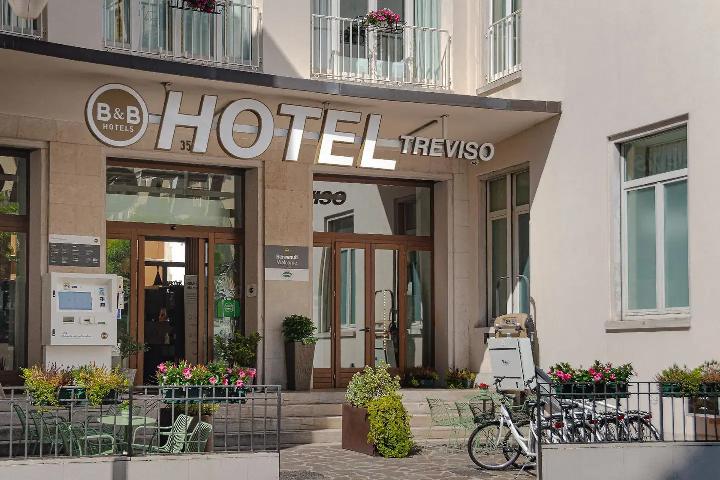 B&B Hotel Treviso EXTERIOR