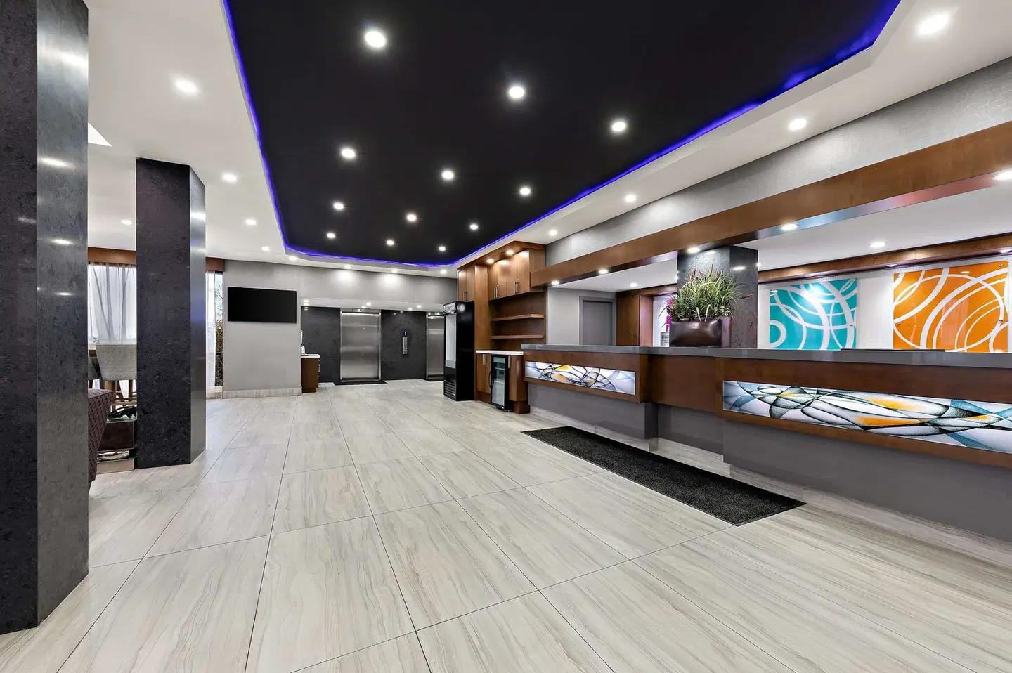 Best Western Plus Toronto North York Hotel & Suites LOUNGE_LOBBY