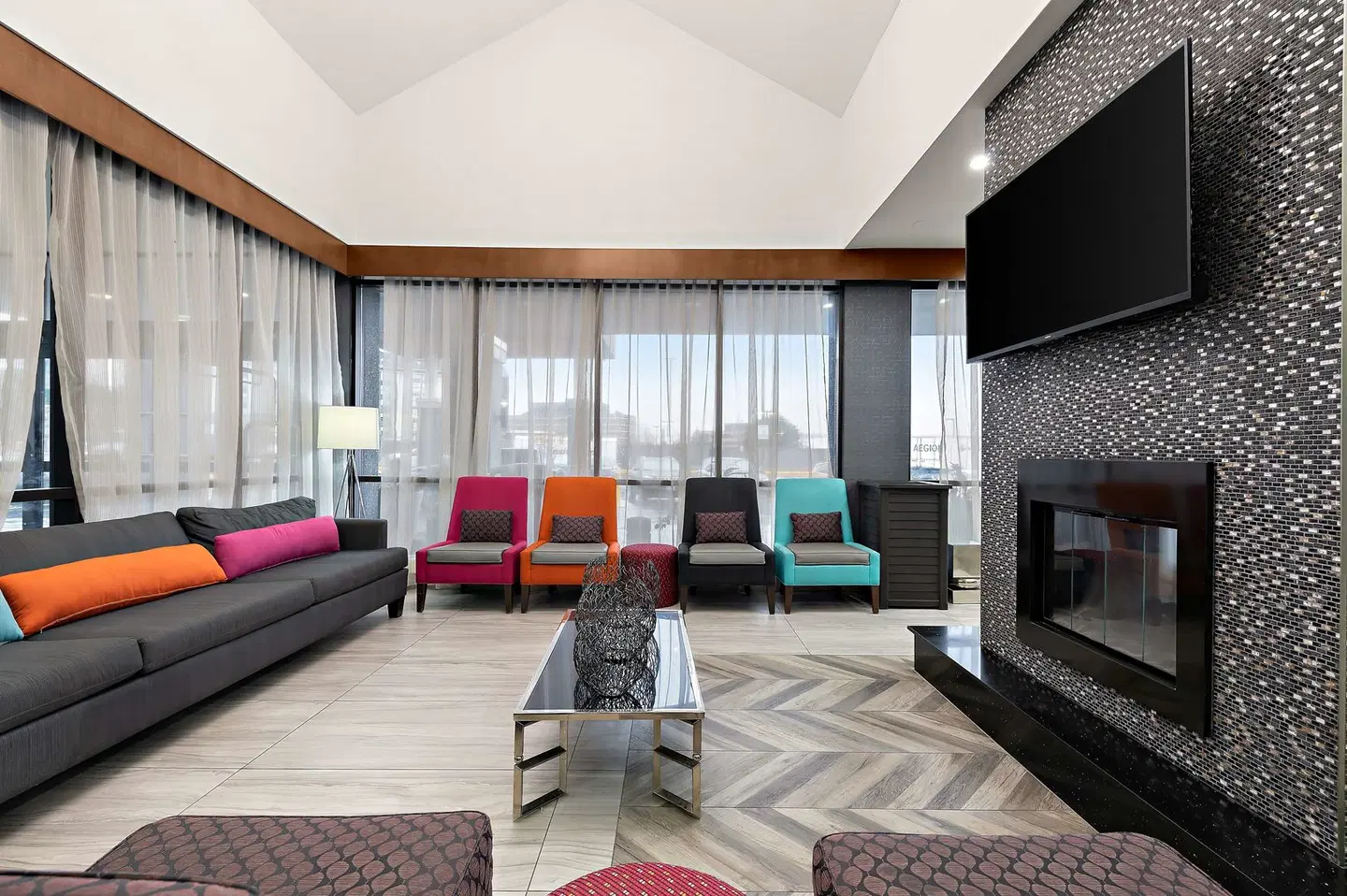 Best Western Plus Toronto North York Hotel & Suites ROOM_EXAMPLE