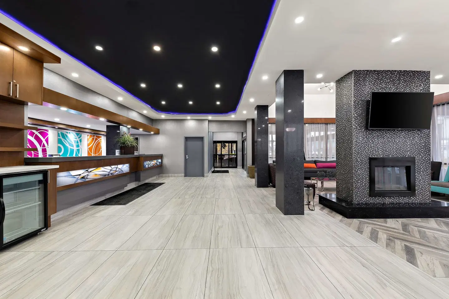 Best Western Plus Toronto North York Hotel & Suites LOUNGE_LOBBY