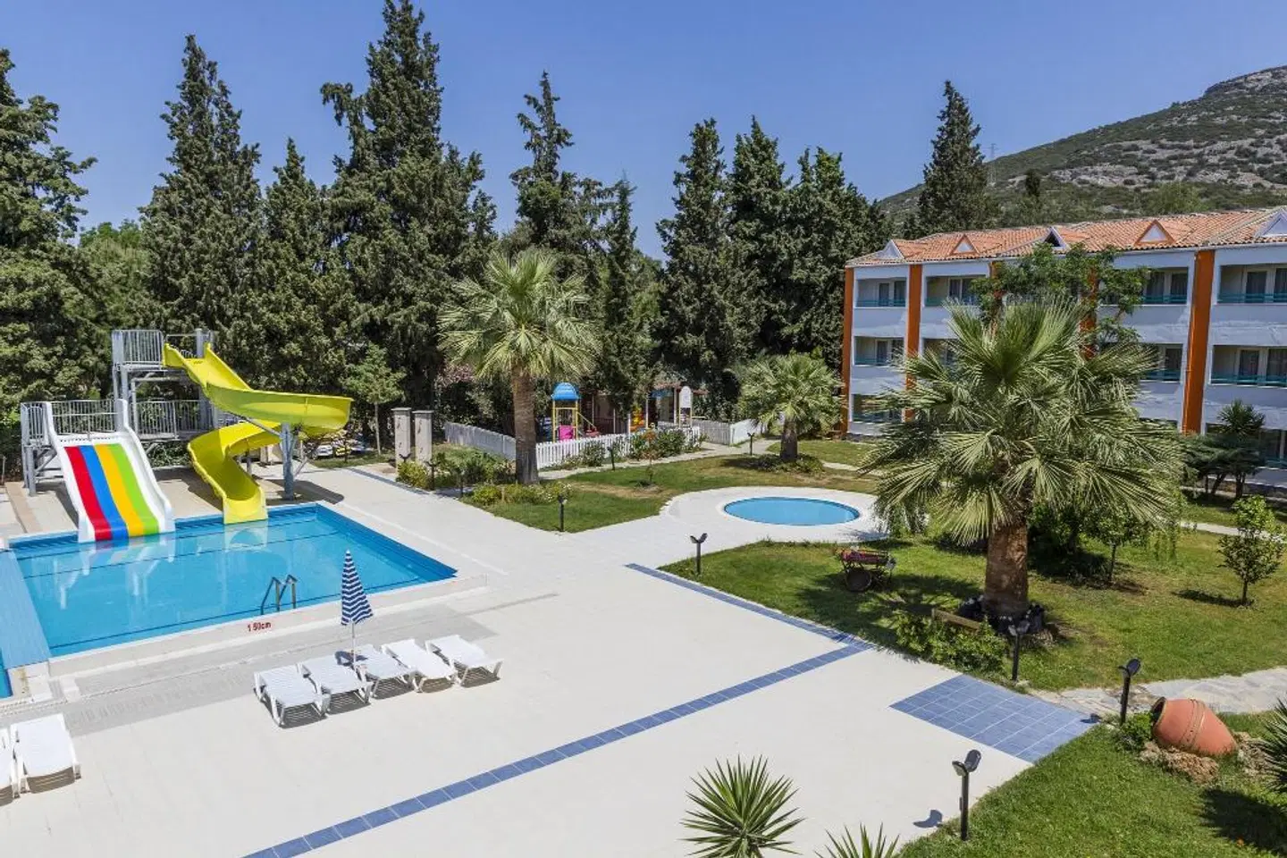 Proxima Hotel OUTDOOR_POOL