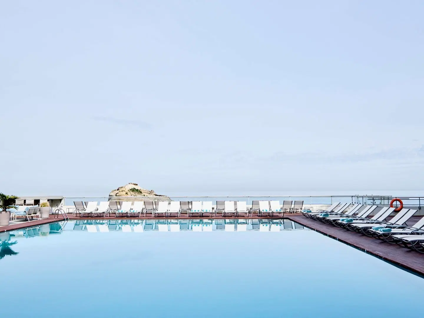 Sofitel Biarritz le Miramar Thalassa sea & spa Hotel OUTDOOR_POOL