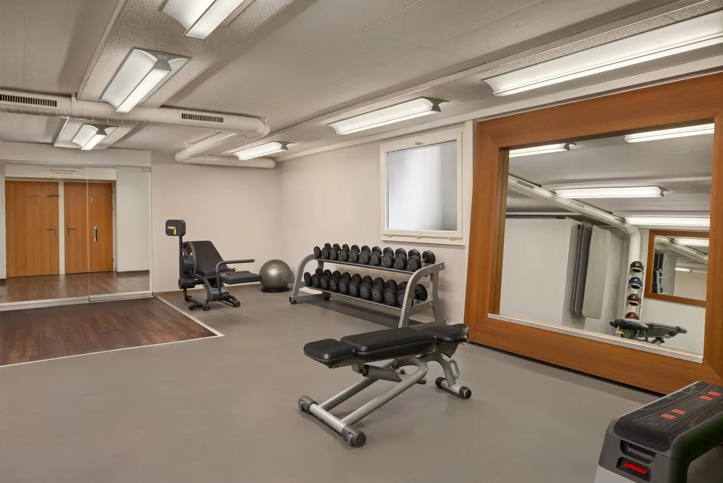 Hilton Zurich Airport SPORTS_AND_LEISURE