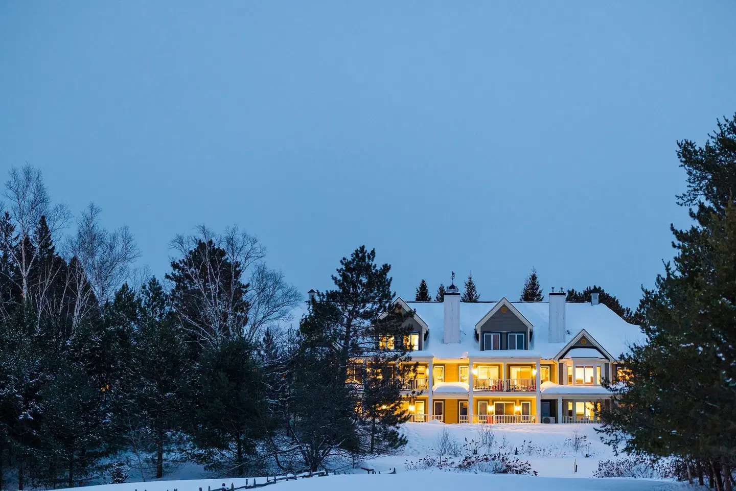 Hilton Grand Vacations Club Tremblant Canada EXTERIOR