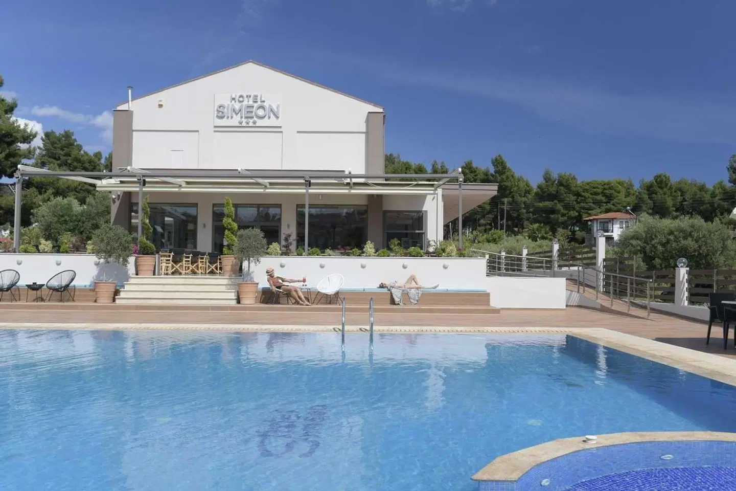 Hotel Simeon OUTDOOR_POOL