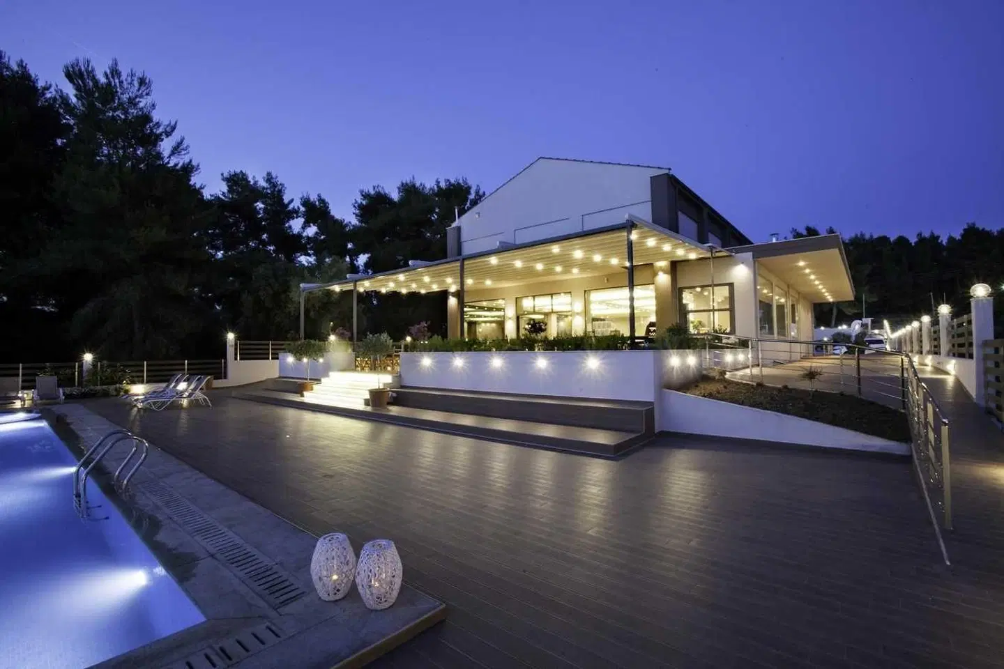 Hotel Simeon EXTERIOR