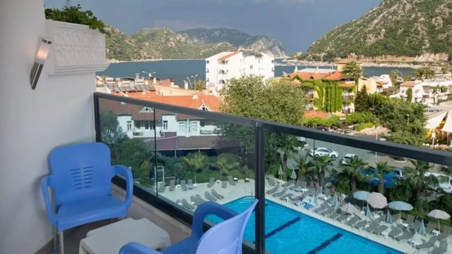 Letoile Beach Hotel Terrasse