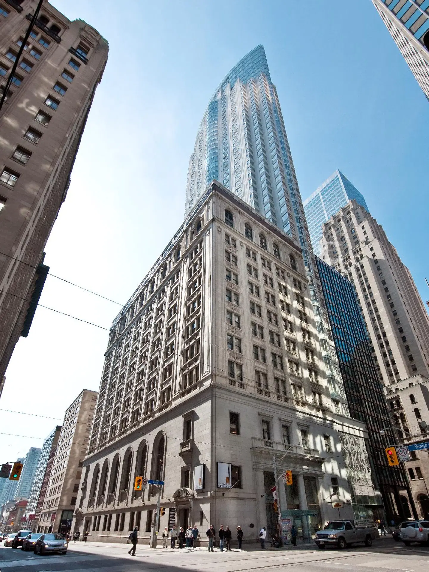 One King West Hotel & Residence EXTERIOR