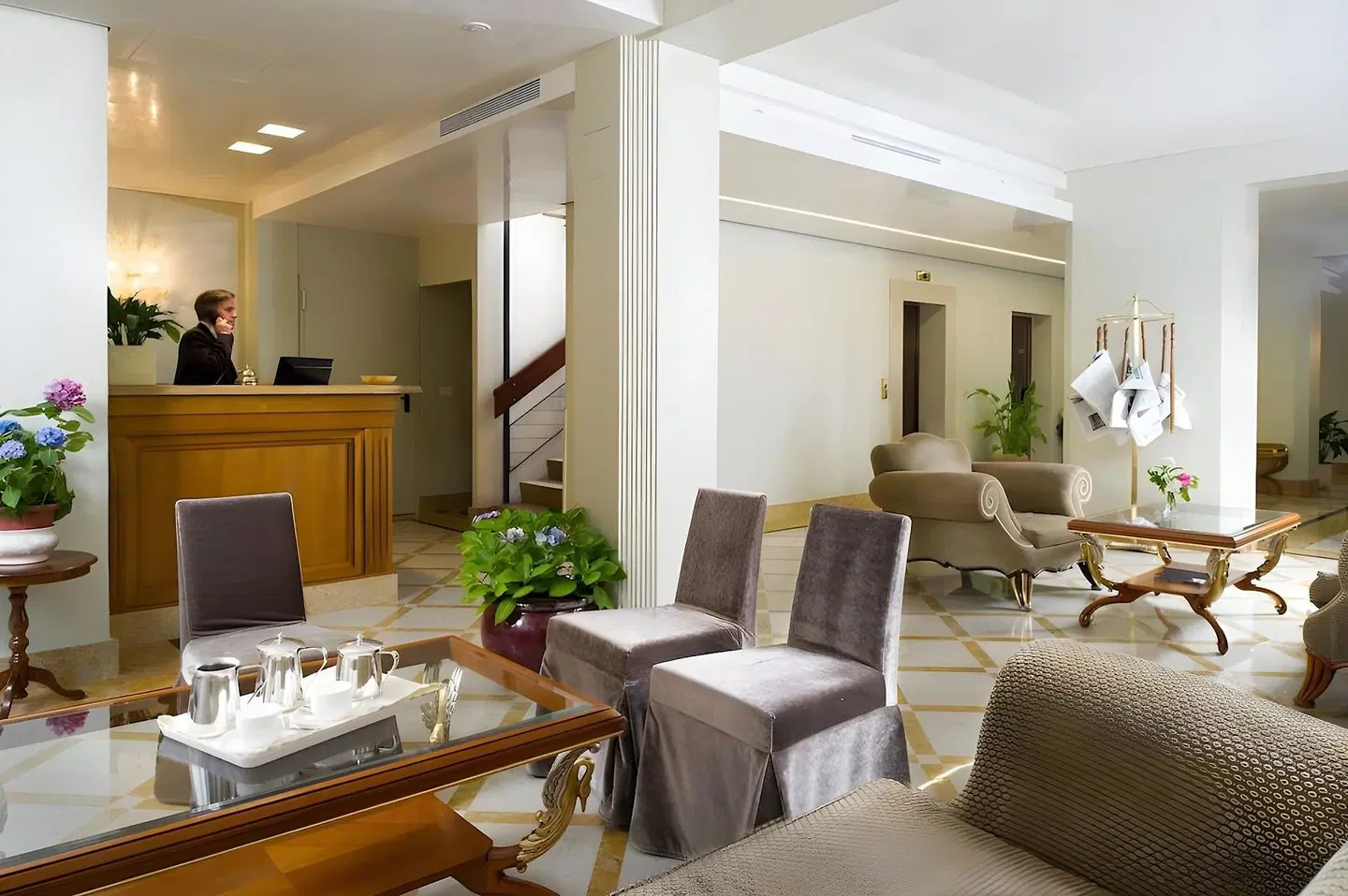 Hotel Carlton Capri LOUNGE_LOBBY