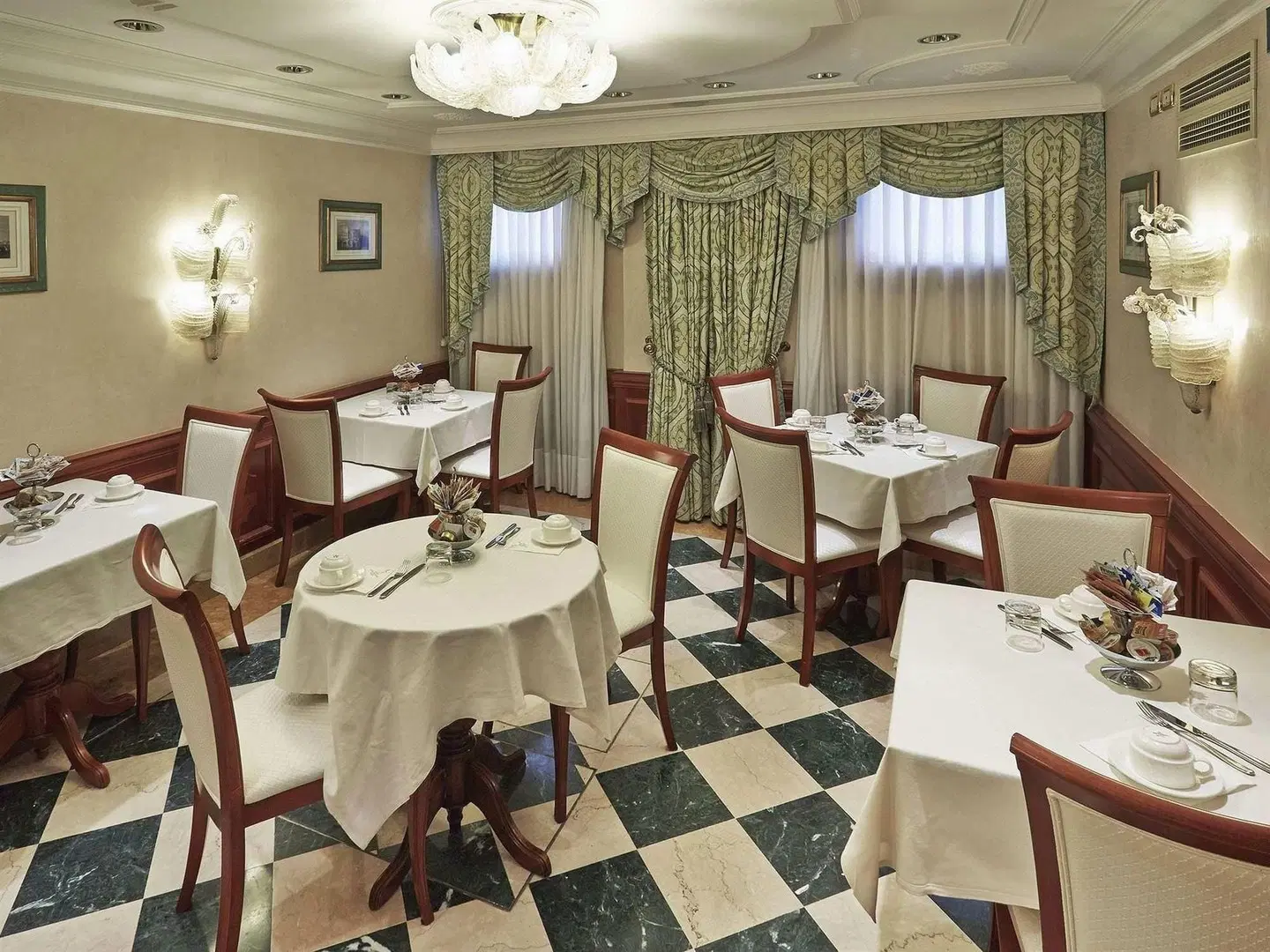 Antiche Figure Restaurant