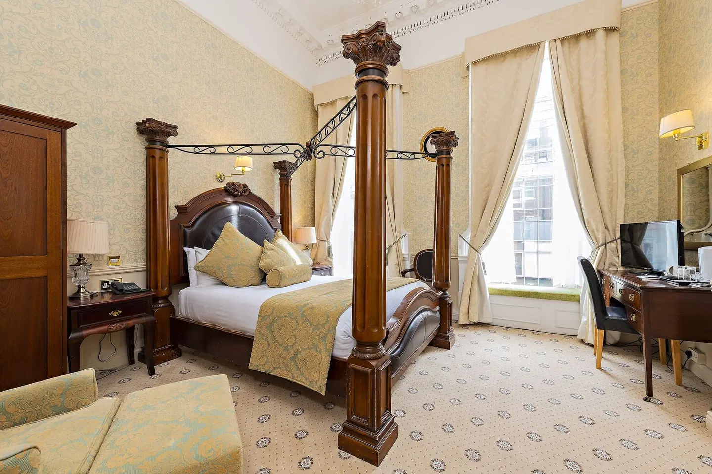 The Castle ROOM_EXAMPLE