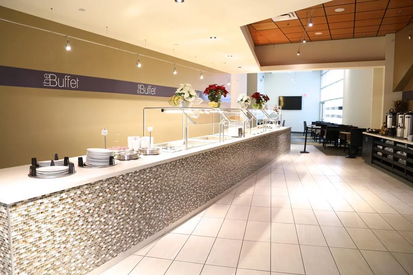 Coast Hotel & Convention Centre Bar
