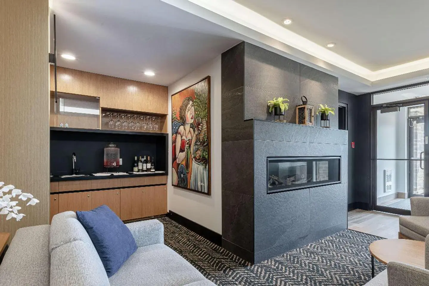 DoubleTree by Hilton Quebec Resort LOUNGE_LOBBY