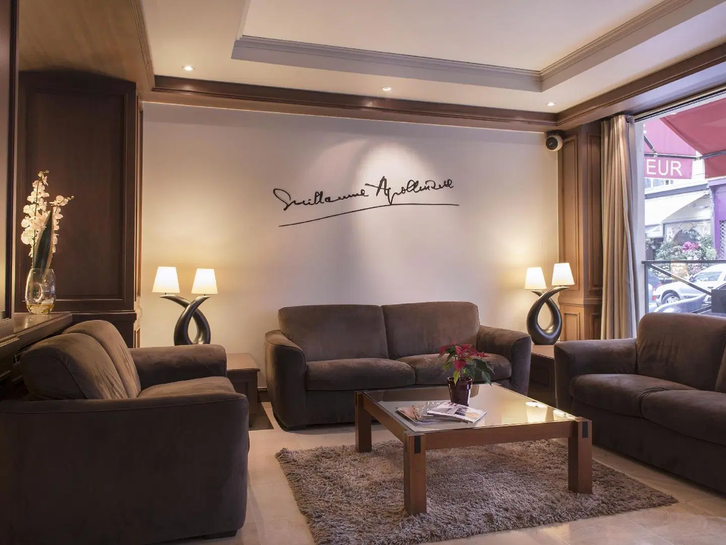Apollinaire LOUNGE_LOBBY