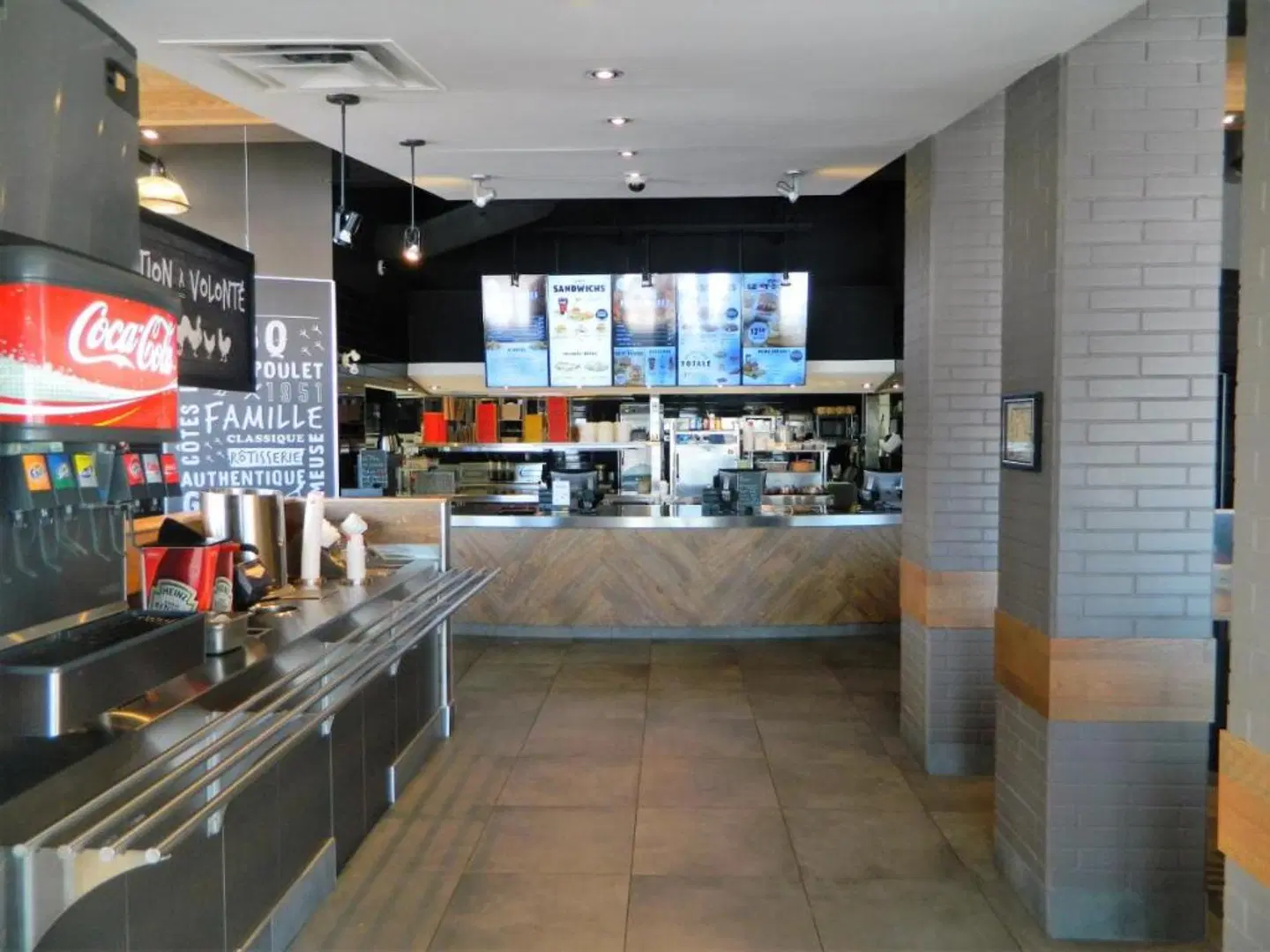 Travelodge by Wyndham Roberval Bar