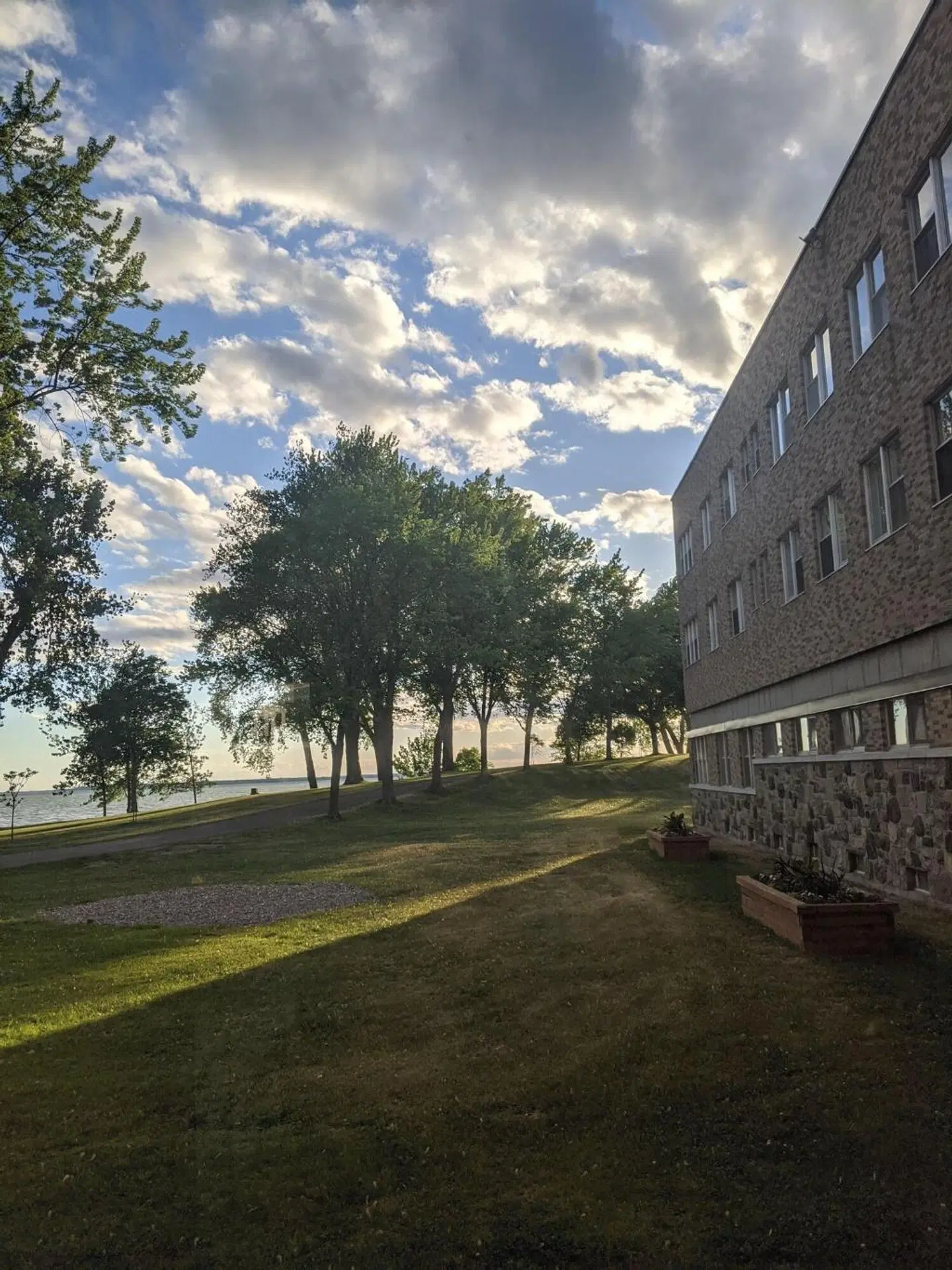 Manoir d'Youville EXTERIOR