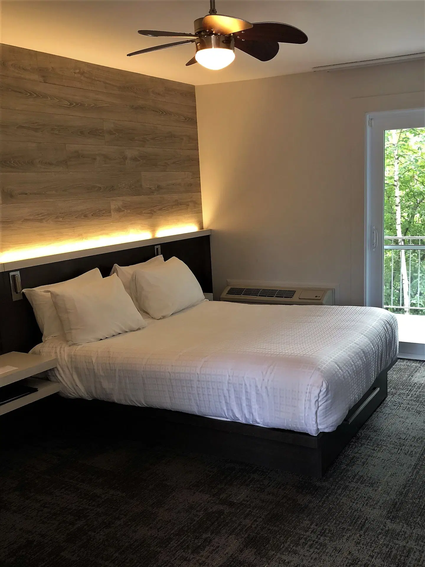 Le Francis ROOM_EXAMPLE