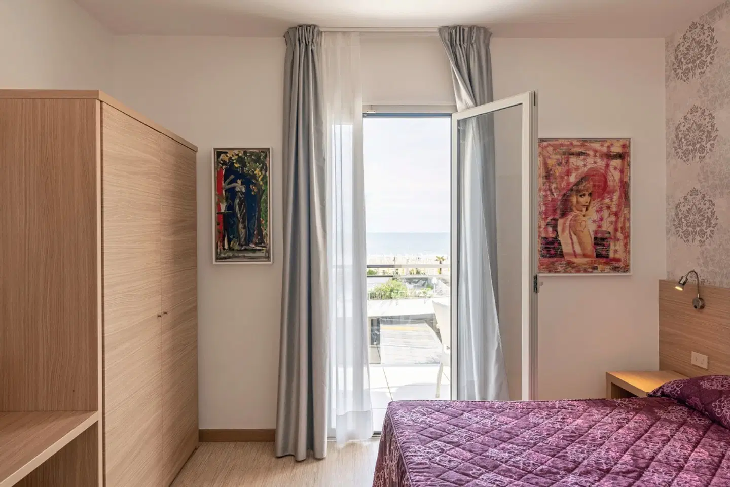 Marzia ROOM_EXAMPLE