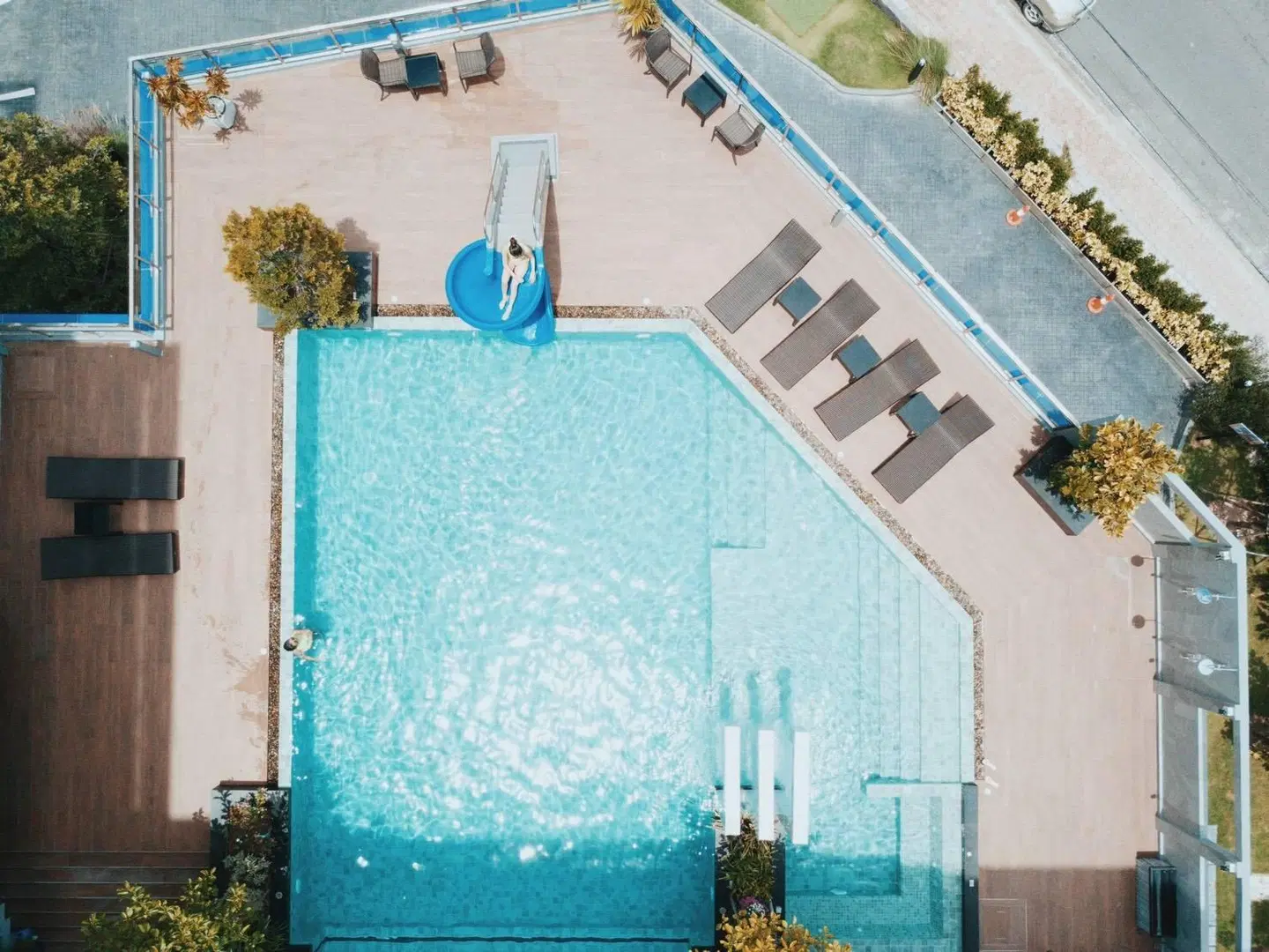 Lewit Hotel Pattaya, a member of Radisson Individuals OUTDOOR_POOL