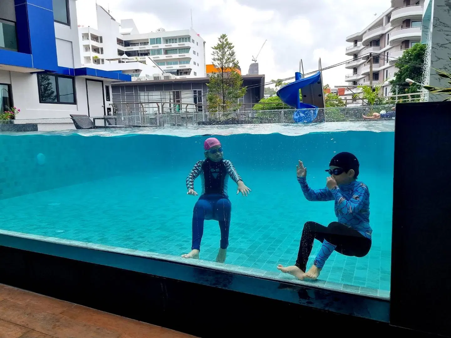 Lewit Hotel Pattaya, a member of Radisson Individuals OUTDOOR_POOL