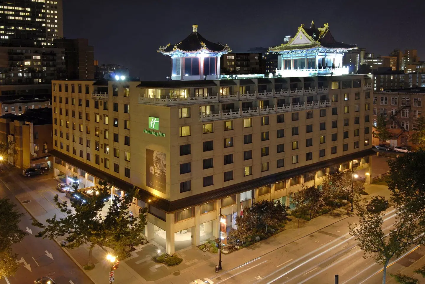 Holiday Inn Montreal Centreville Downtown by IHG EXTERIOR