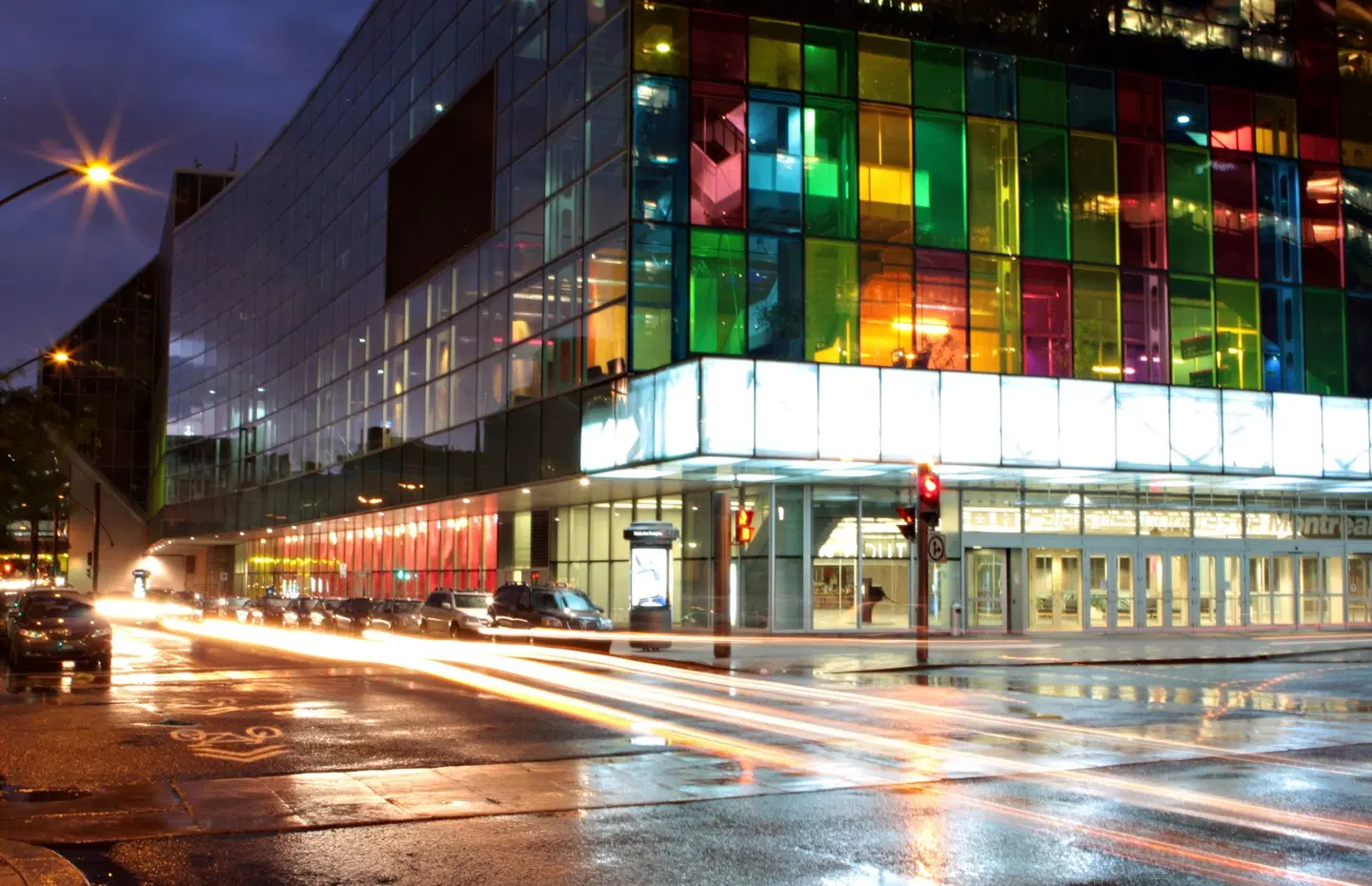 Holiday Inn Montreal Centreville Downtown by IHG LOUNGE_LOBBY